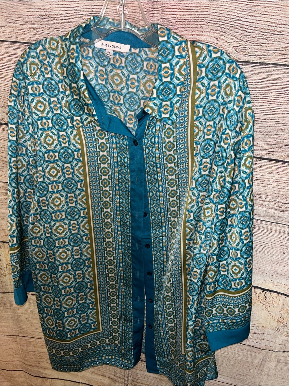 😍 Rose & Olive Teal and Gold Printed Button-Up Blouse size 2X